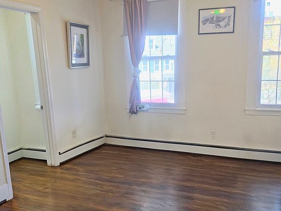 5th image of 162 Dorchester St #2