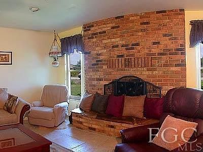 3rd image of 711 Greenwood Ave