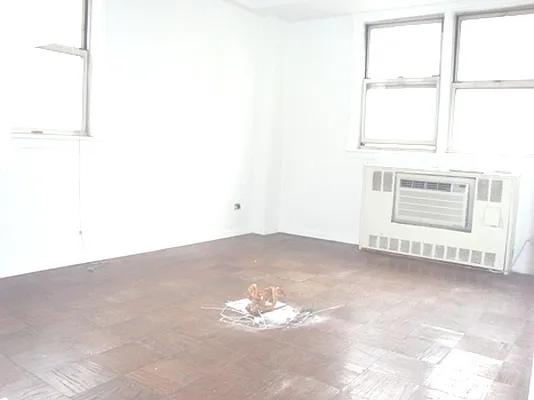 Rented by City Connections Realty | media 32