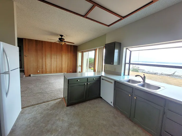 5507 Haida Way — Photo 14