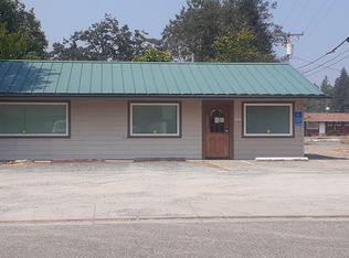 114 W Palmer St, Cave Junction, OR