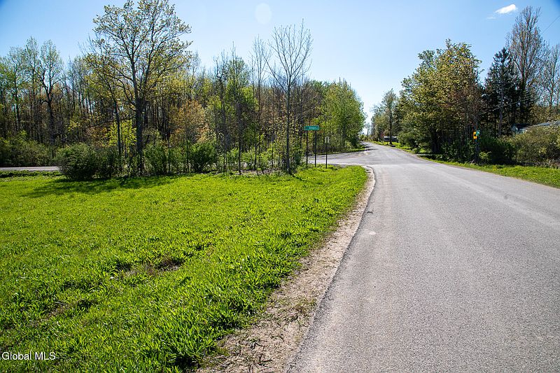 5th image of L1 Paines Hollow Road