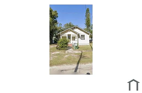 2204 Chapin St Photo 1