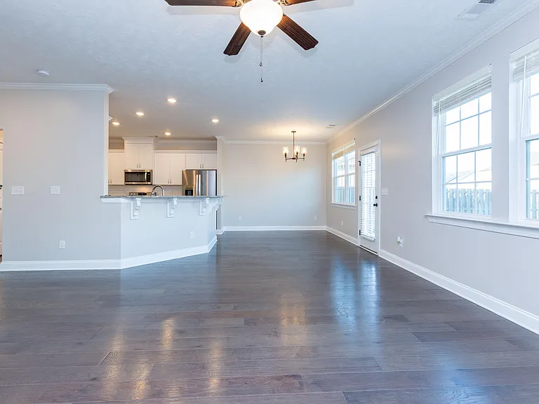 5105 Heathbrook Dr — Photo 7