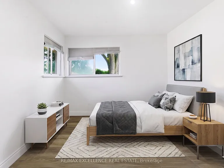 1814 Whitehall Dr — Photo 16