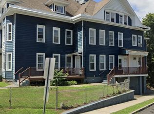 570 Broad St APT 3B, Meriden, CT 06450