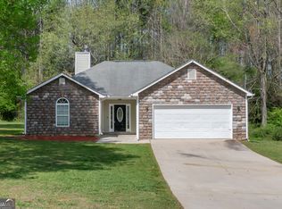 182 Hawk Ln, Carrollton, GA 30116