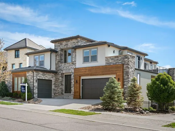 2136 S Juniper Street, Lakewood, CO 80228