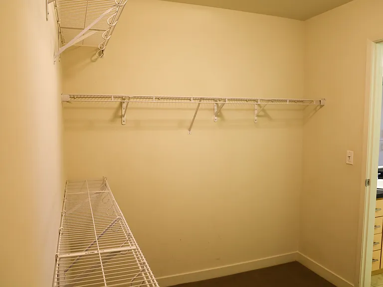 311 2nd St #410 — Photo 14
