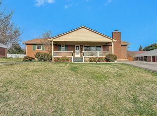 405 Diamond Rd, Salem, VA 24153