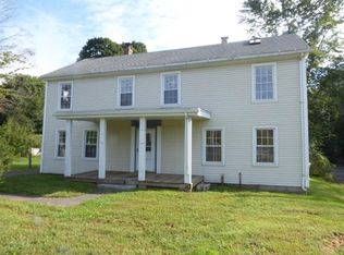 43 Northampton St, Easthampton, MA 01027