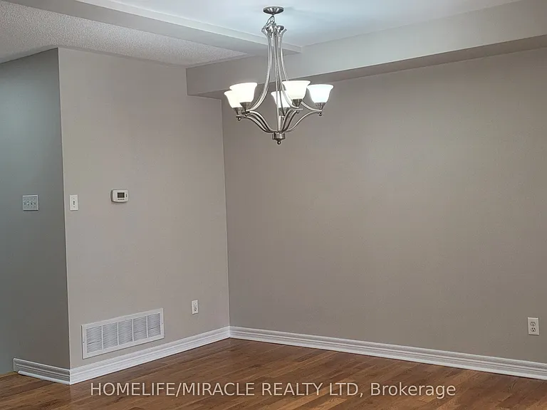 98 Marycroft Ct — Photo 6