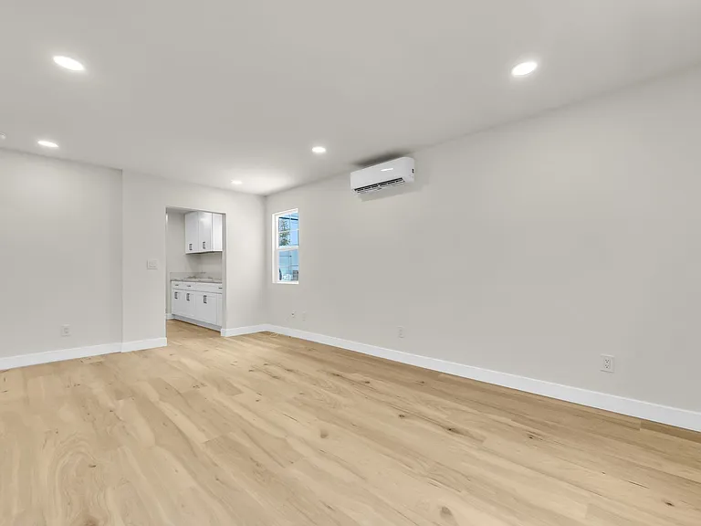 116 N Cornell Ave — Photo 37