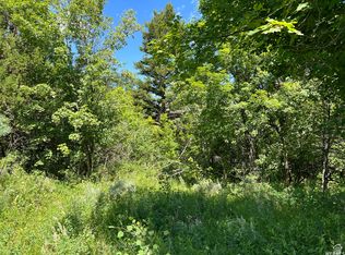 1320 S Sculpin Loop, Garden City, UT 84028