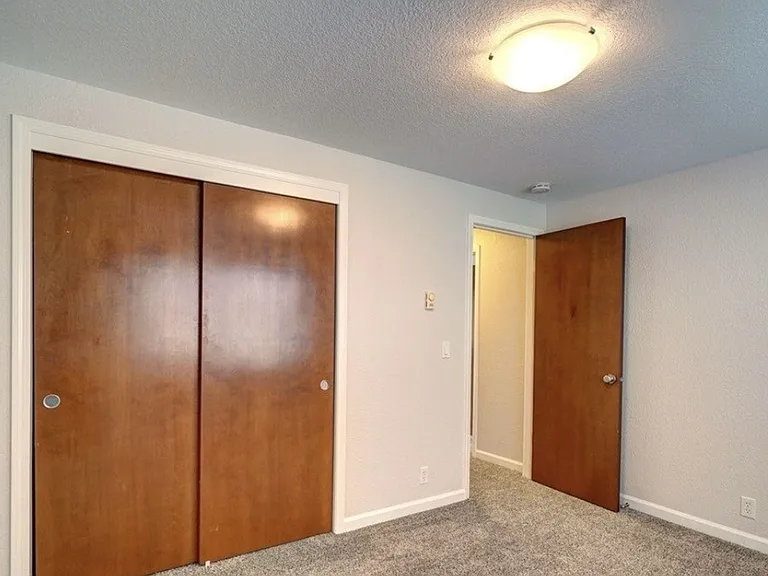 19822 Military Rd S #4 — Photo 15