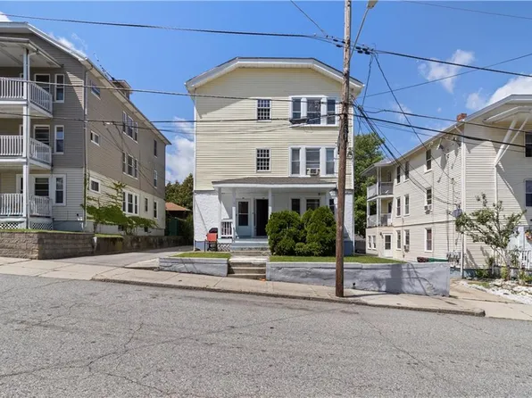 301 Ward St, Woonsocket, RI 02895