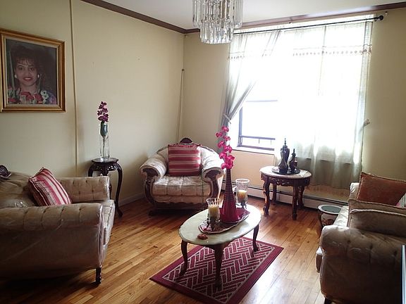 2nd image of 11 Ten Eyck St APT 5B