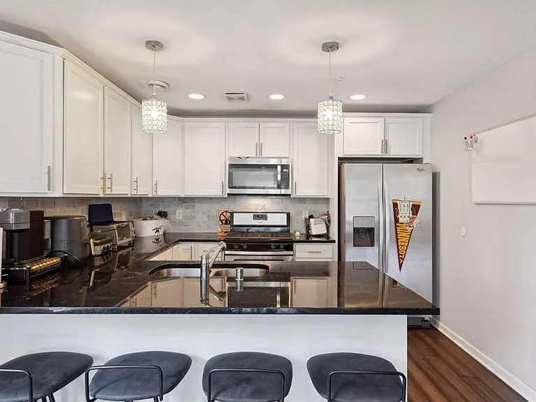 3621 Bryant Ave S #2 — Photo 5