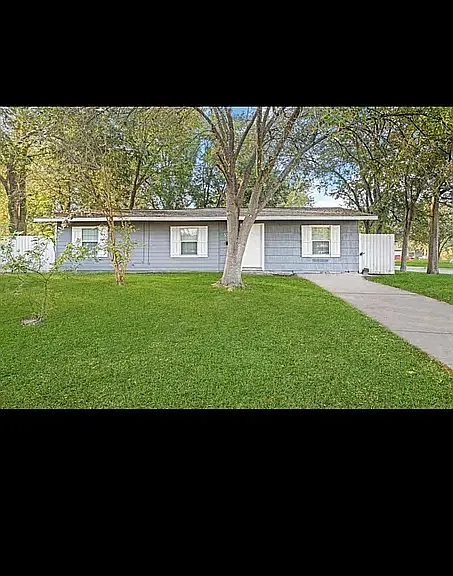 5702 Westover St — Photo 1