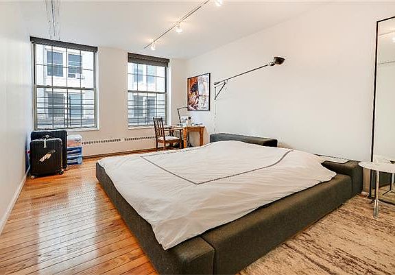 5th image of 142 Wooster St APT 3A