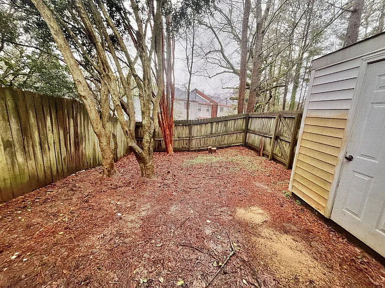 6418 Meadow Rue Dr — Photo 22
