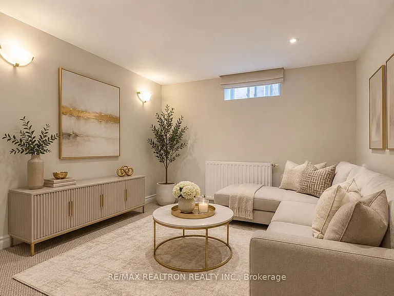 1130 Avenue Rd #3 — Photo 11