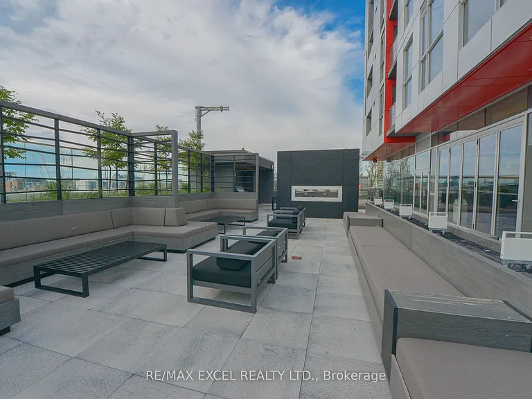 318 Richmond St W #2502 — Photo 21