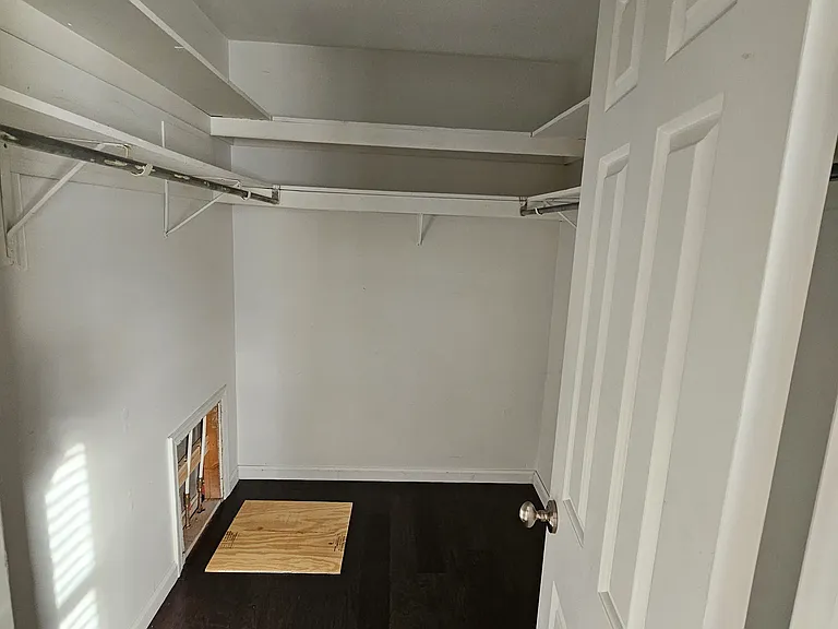 313 Jasper Dr — Photo 5