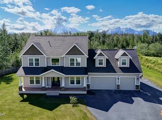 10588 E Nighthawk Cir, Palmer, AK 99645