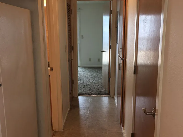 183 E 19th Ave — Photo 8