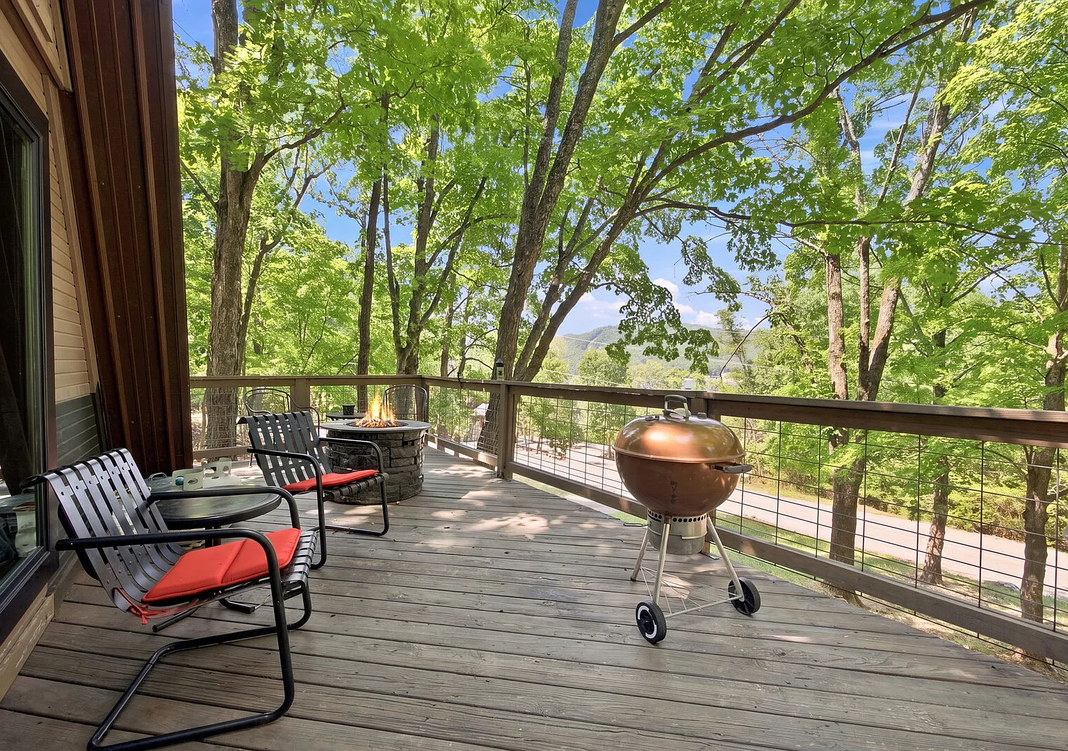 Dogwood Dr — Photo 4