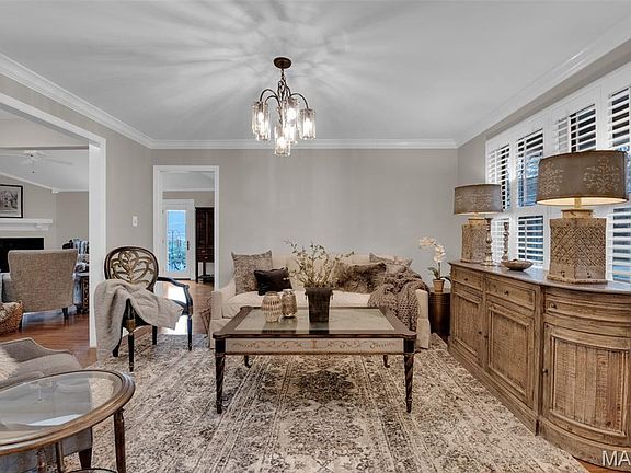 3rd image of 15812 Newton Ridge Dr