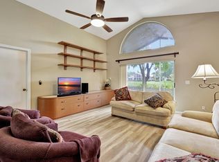 361 Hammocks Trl, Greenacres, FL 33413
