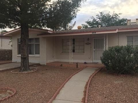 1st image of 208 Mesa Verde Dr