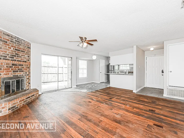 3510 Daniel Dr — Photo 2