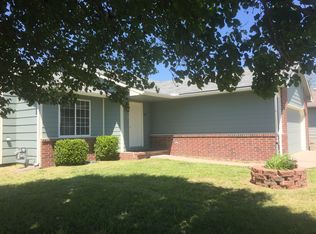 741 N Meadow Rd, Valley Center, KS 67147