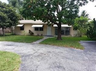 4374 Pine St, West Palm Beach, FL 33406