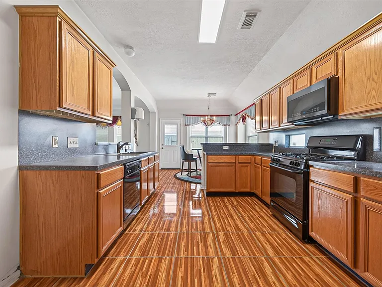 6506 Signal Point Ln — Photo 10