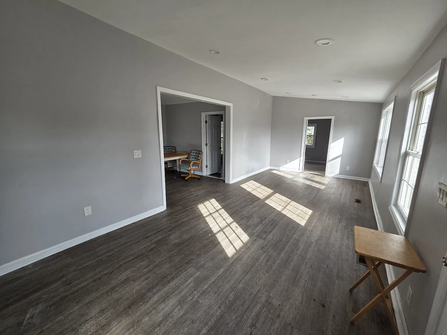 4 bed, 1980 sqft, $2,800 — Photo 1