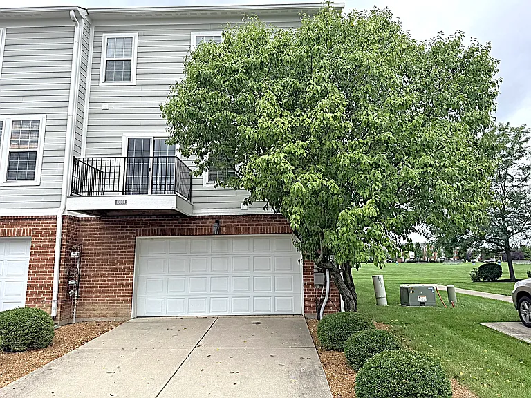 13334 E Golden Gate Dr — Photo 2