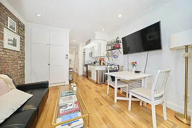 Rented by Living New York