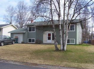 3931 Crosson Dr, Anchorage, AK 99517