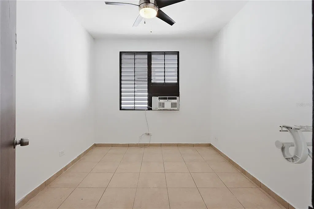 1 bed, 1.0 bath, $650 — Photo 4