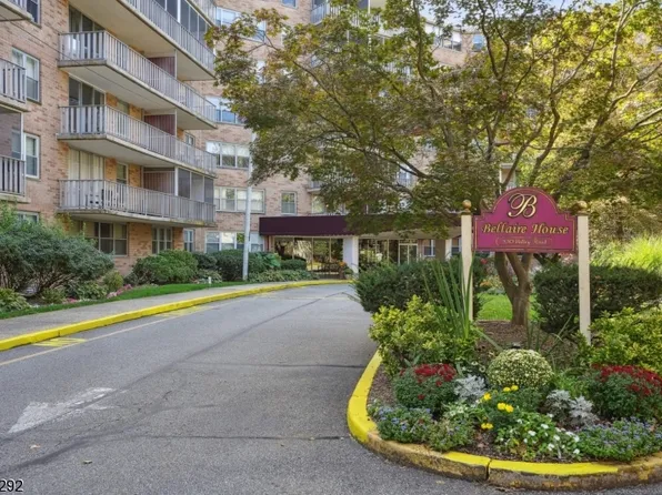 530 Valley Rd #3J, Montclair Twp., NJ 07043