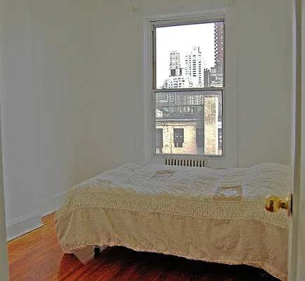 Rented by ROOM Real Estate | media 30