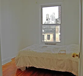 Rented by ROOM Real Estate