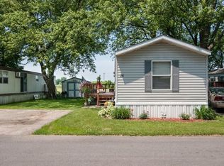 20 Cedar St, Minooka, IL 60447