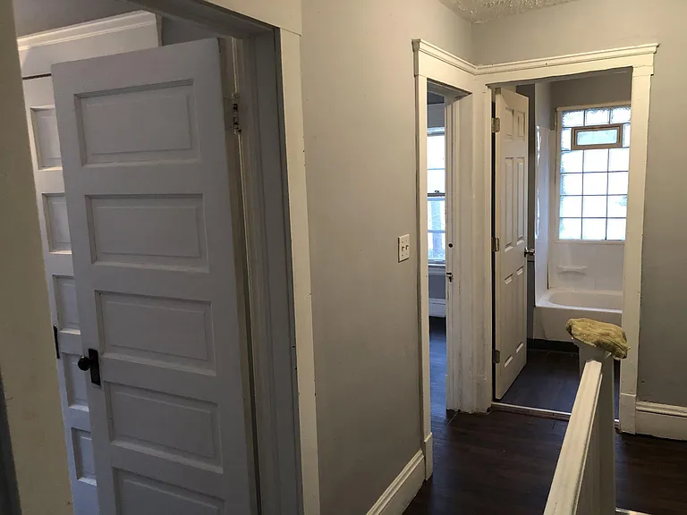 1772 Urbana Rd — Photo 12