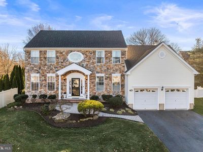 40 Rembrandt Way, East Windsor, NJ, 08520