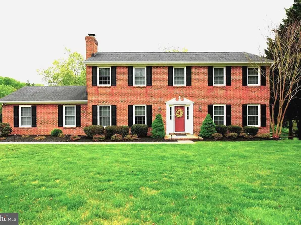 305 Rolling Knoll Dr, Bel Air, MD 21014